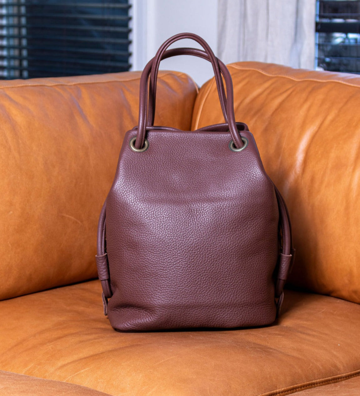 Camden Bucket bag