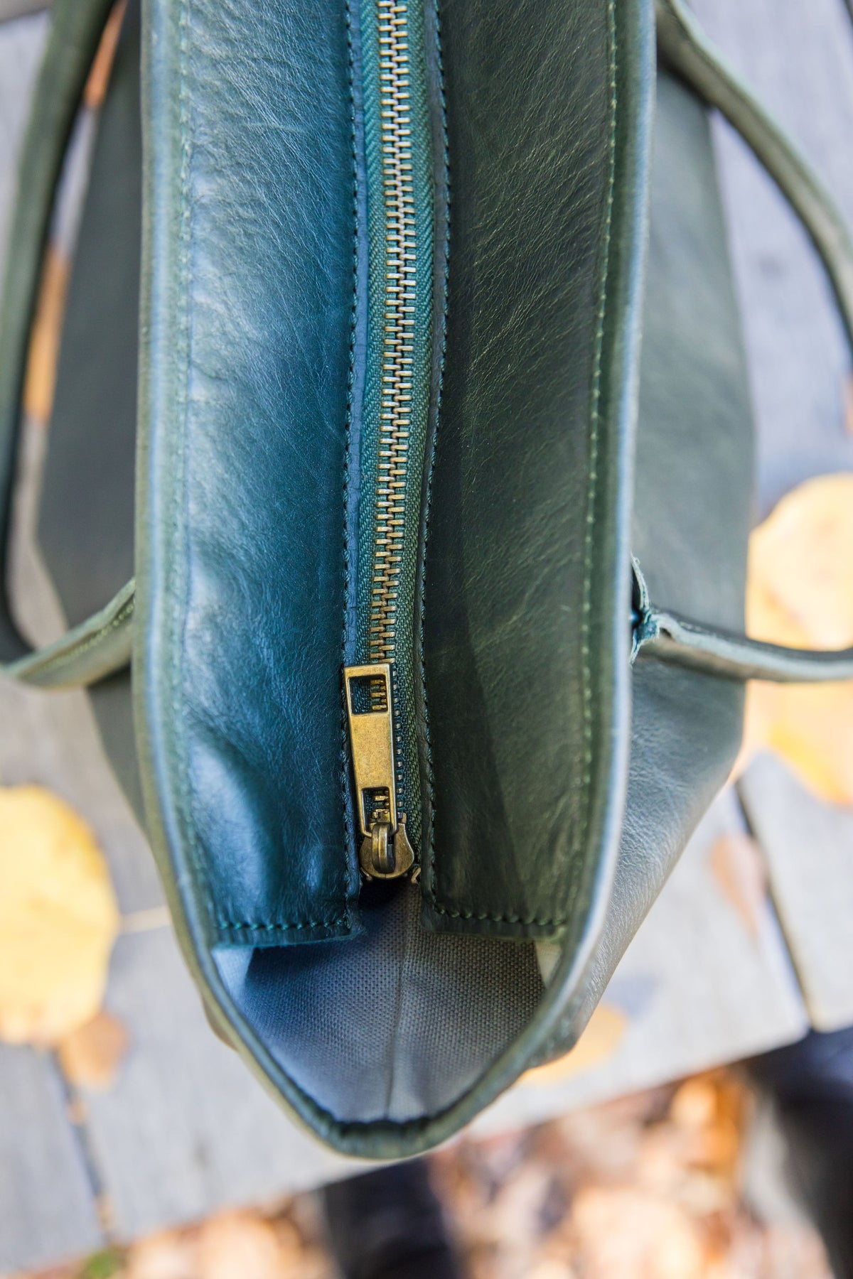 Petite Wellington Tote - Hunter Green