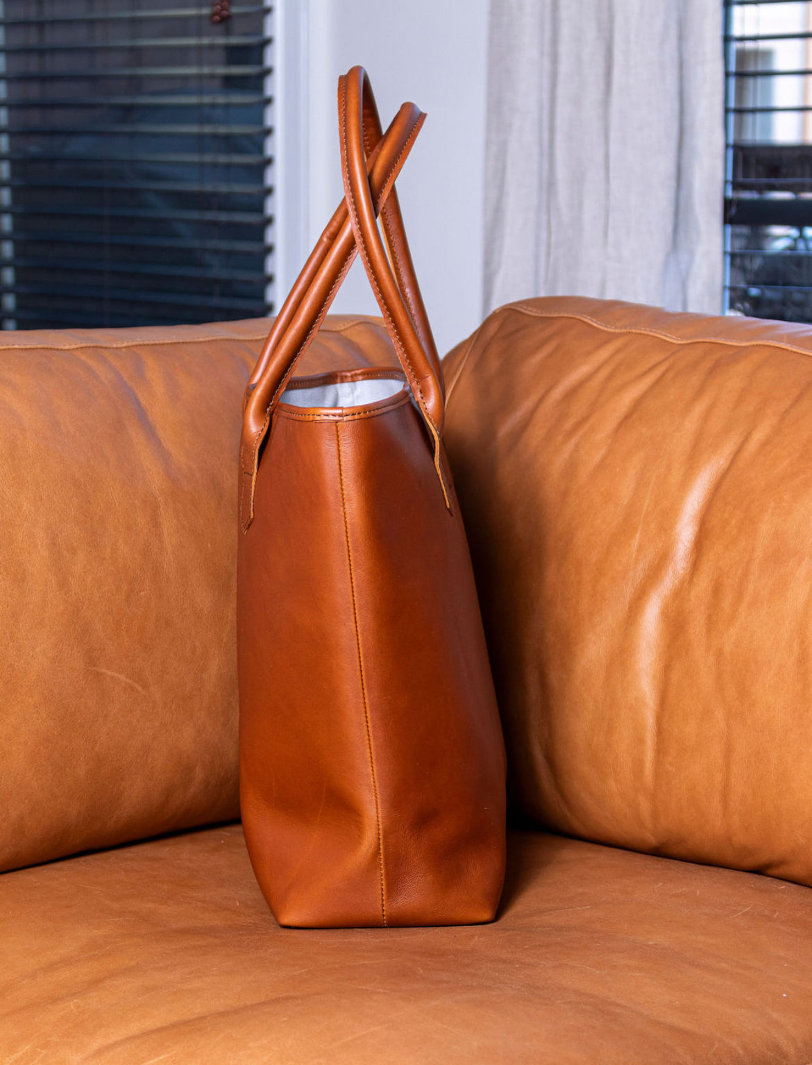 Petite Wellington Tote - Cognac