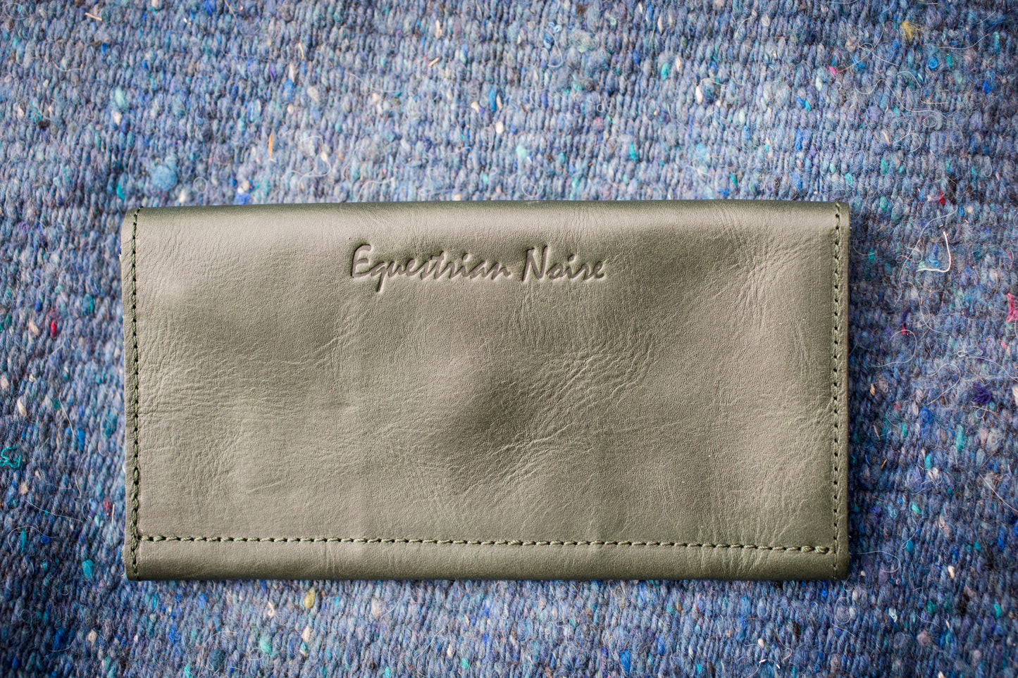 Saddler tri-fold wristlet