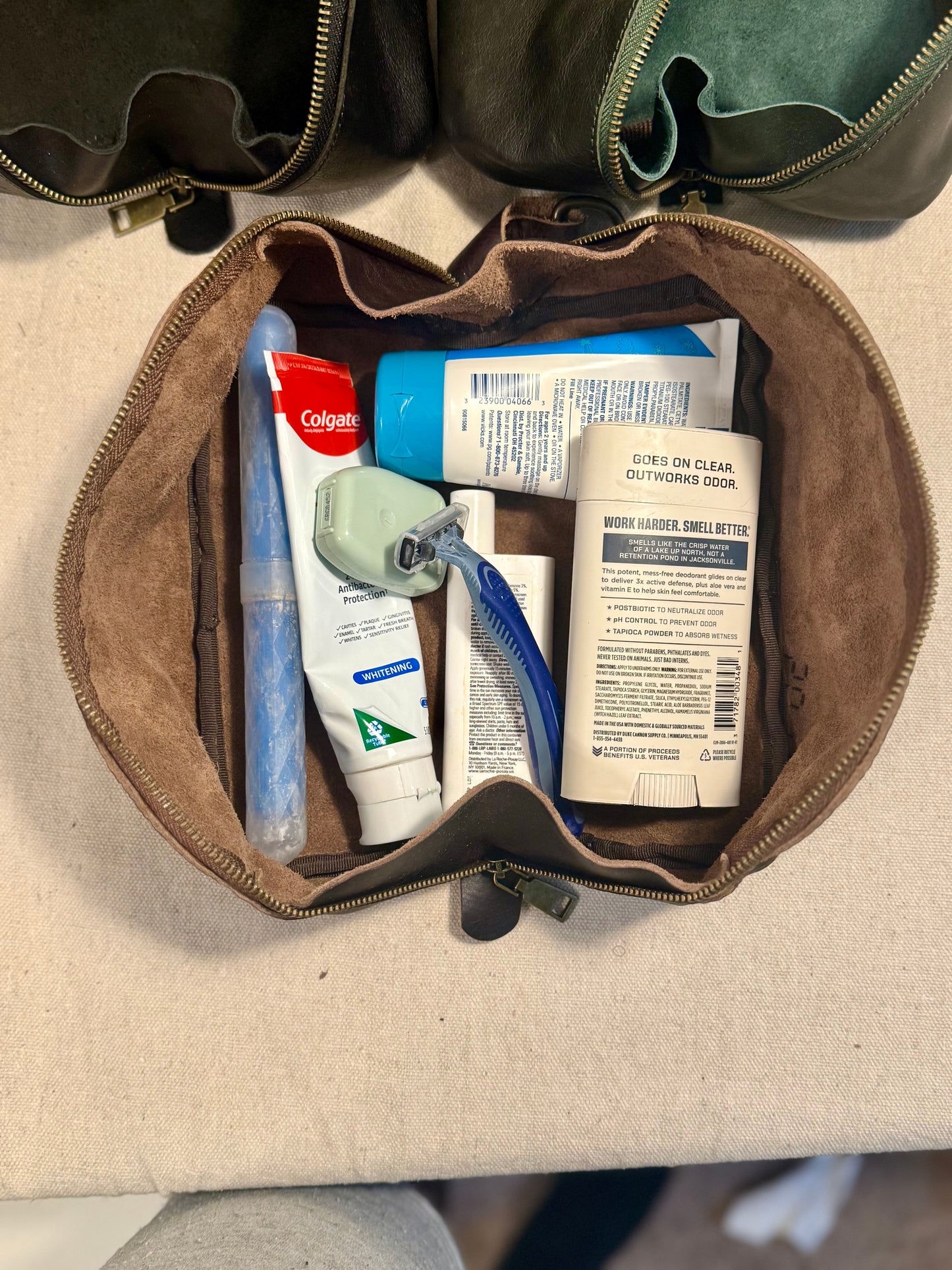 Dopp bag