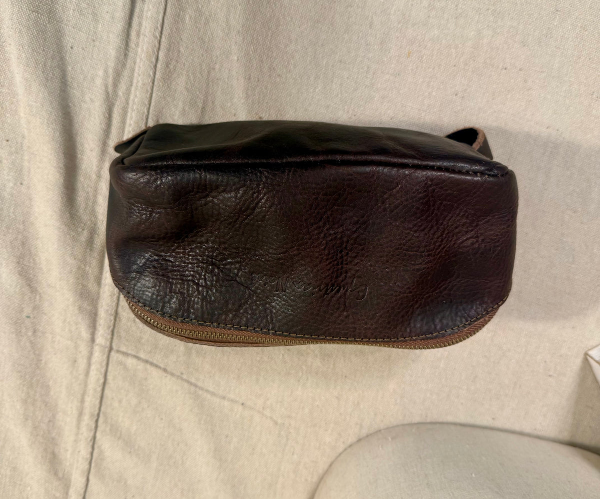 Dopp bag