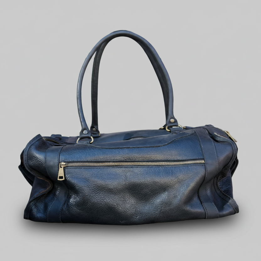 Aiken Weekender Bag - Noire on Noire