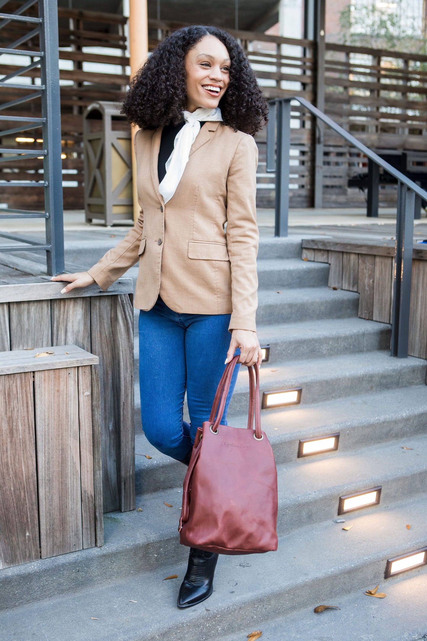 Camden Bucket bag - Oxblood