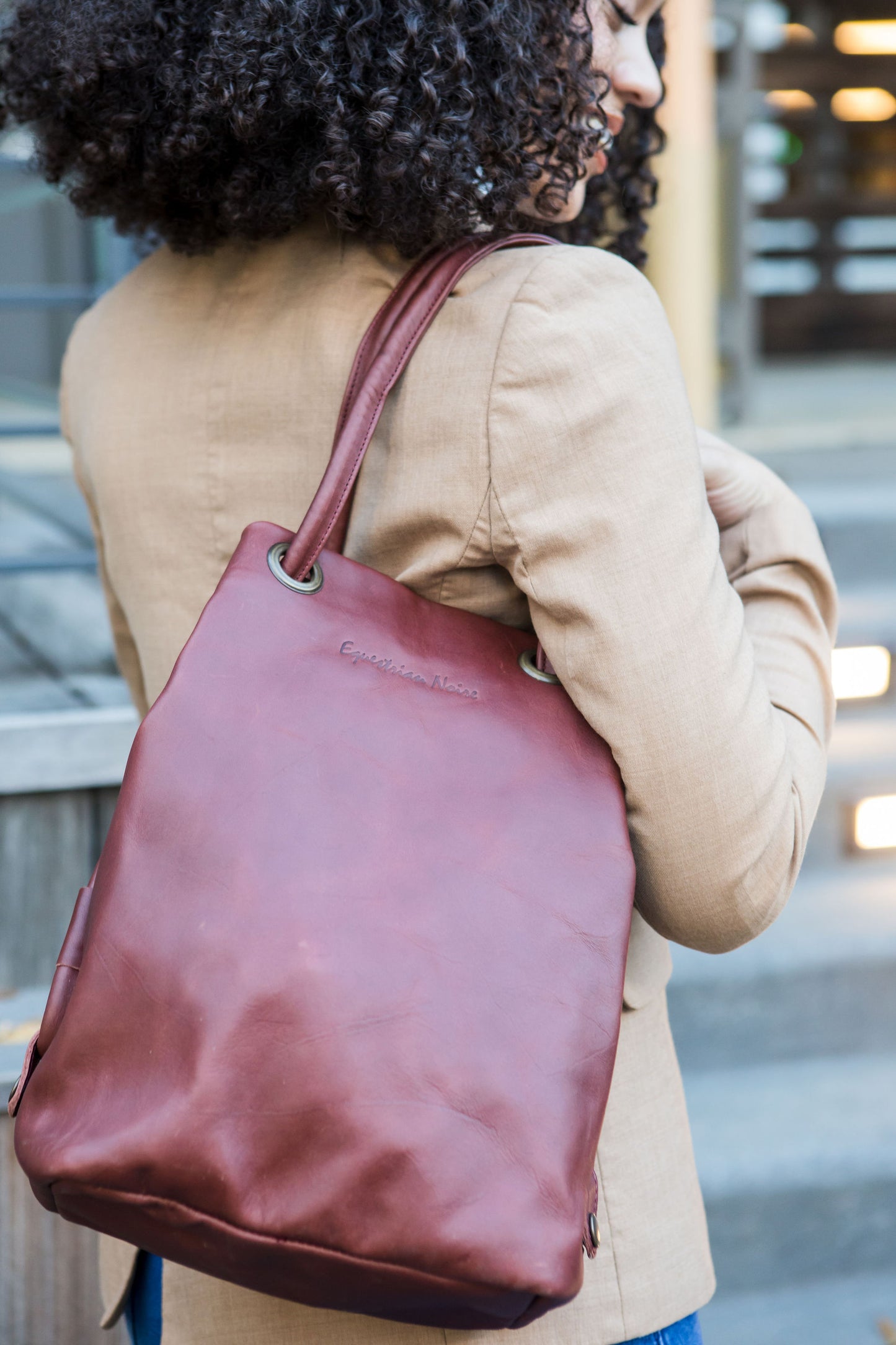 Camden Bucket bag - Oxblood